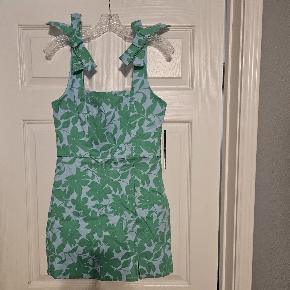 Trixxi Sleeveless Mini Dress Size Large